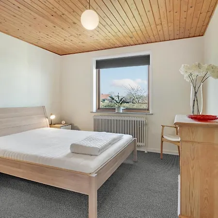 Feriehus 3 Bedroom Beautiful In