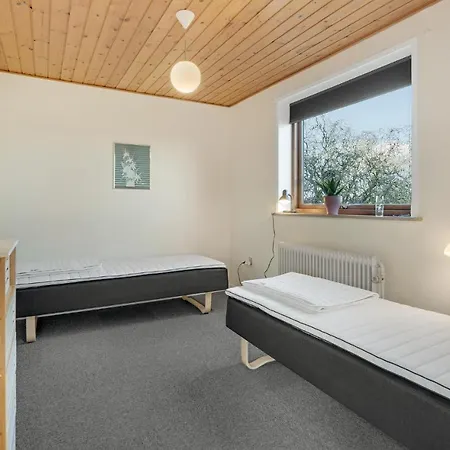Feriehus 3 Bedroom Beautiful In