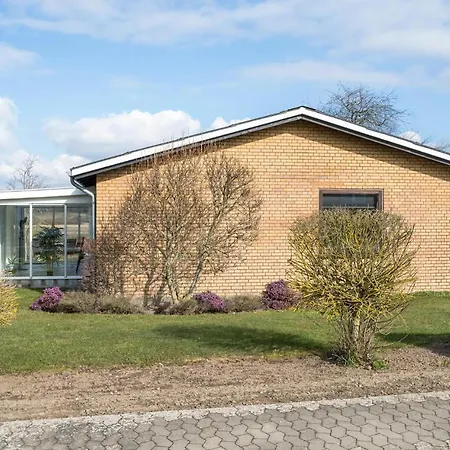 3 Bedroom Beautiful In Feriehus Haderslev